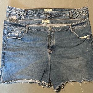 Lot of Abercrombie size 37/24 shorts with longer inseam